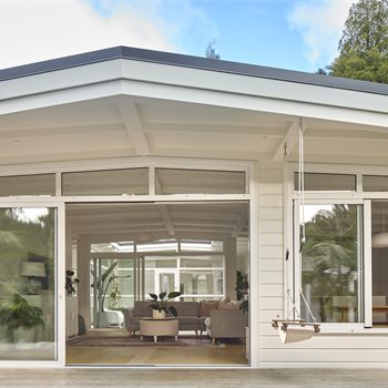 Trending Image Elbow.Titirangi.038