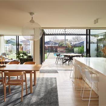 Trending Image Vantage.StAlbans.053